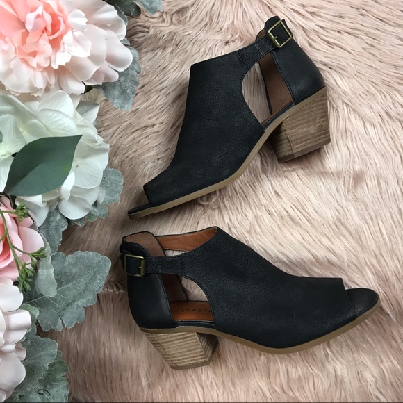 Lucky Brand Shoes - Lucky Brand Black Leather Barimo Bootie Sz 9 EUC